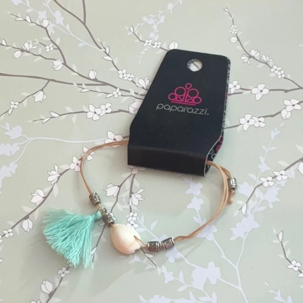 ❄️ Paparazzi | Bracelet with Mint Tassel Beach Bohemian